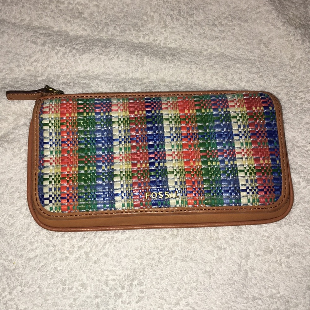 AUTHENTIC fossil leather and tweed wallet!